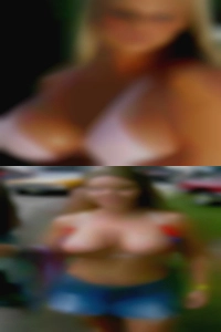 NO meetings in naked girls feet car.